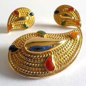 Retro 1980s Avon Gold-Tone Tear Shaped Earrings & Brooch Pin